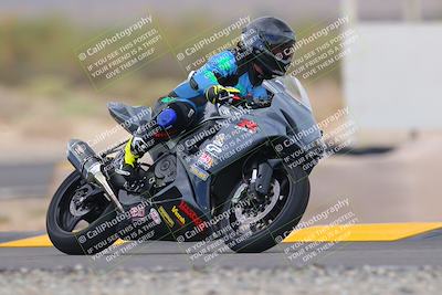 media/Sep-11-2022-SoCal Trackdays (Sun) [[81b7e951af]]/Turn 7 (1145am)/